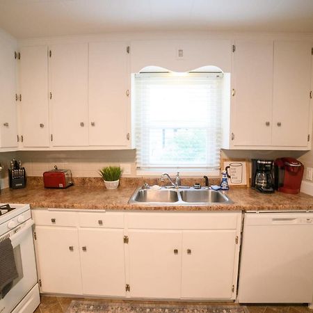 Adorable And Cozy Bungalow Great Falls Extérieur photo